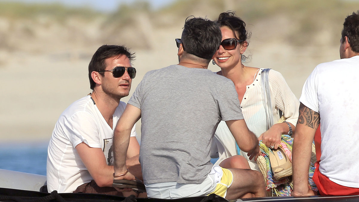 Frank Lampard hänger med flickvän och vänner på Formentera.  